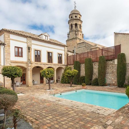 Hotel Puerta De La Luna Baeza Eksteriør bilde