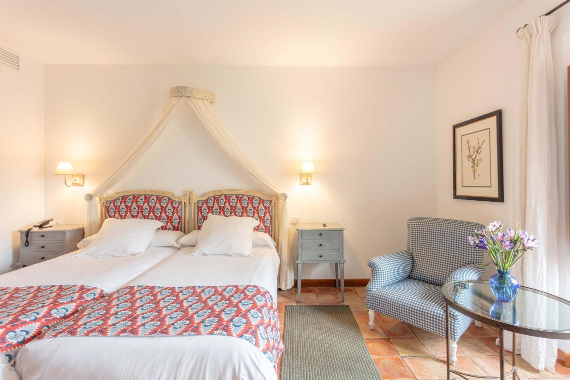 Hotel Puerta De La Luna Baeza Eksteriør bilde