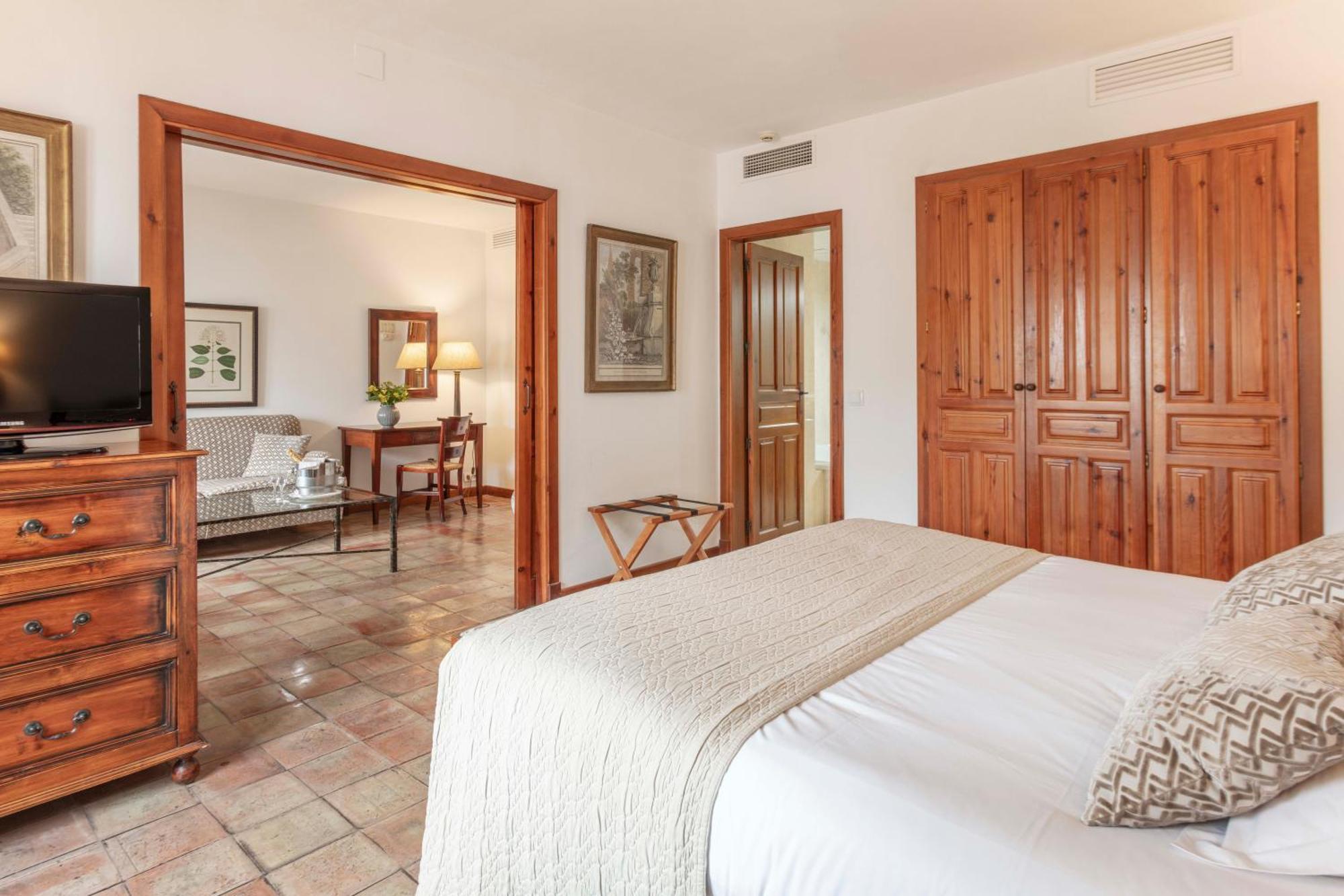 Hotel Puerta De La Luna Baeza Eksteriør bilde